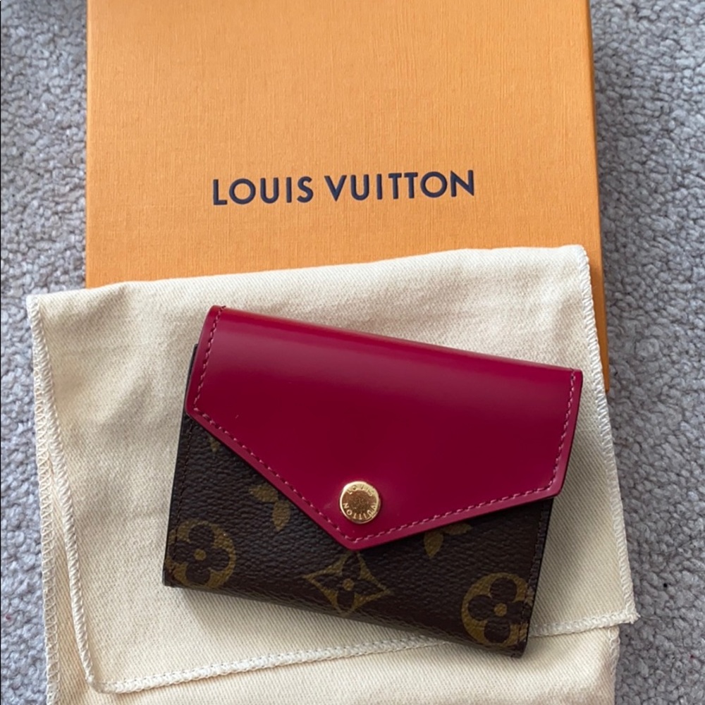 Louis Vuitton Zoe wallet